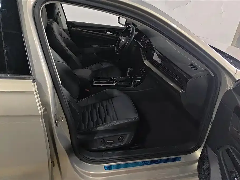 Volkswagen Passat — фото 2
