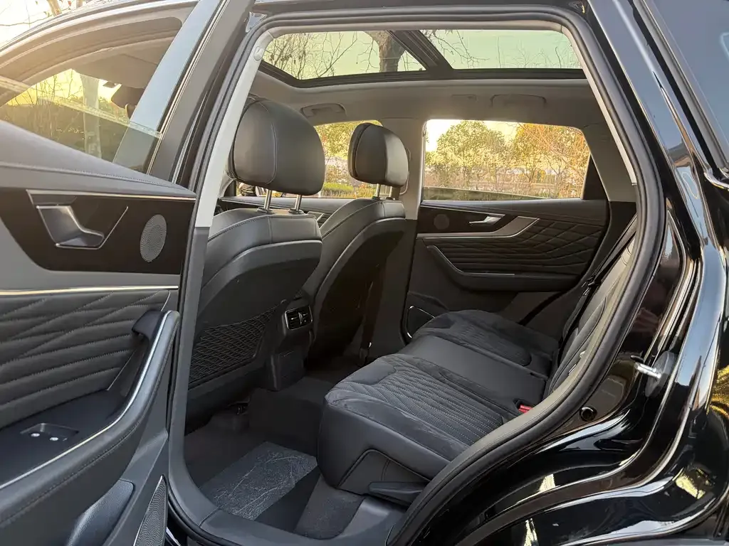 Hongqi HS5 2022 из CN, фото 8
