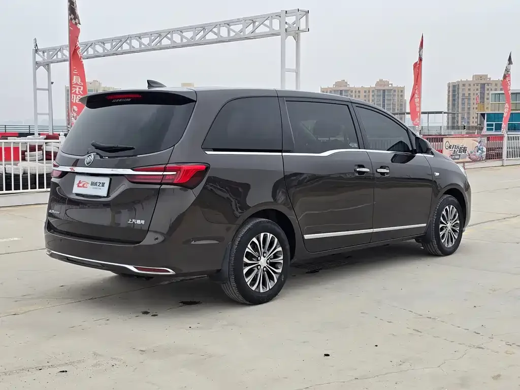 Buick GL8 2021 из CN, фото 7