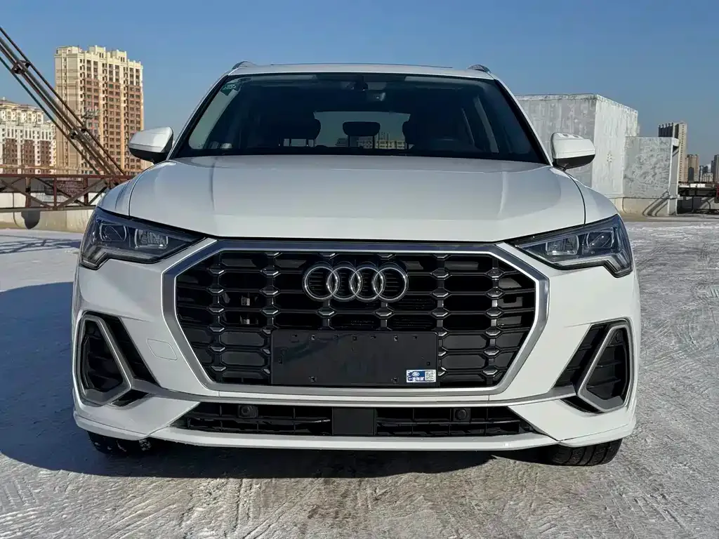 Audi Q3 — фото 9