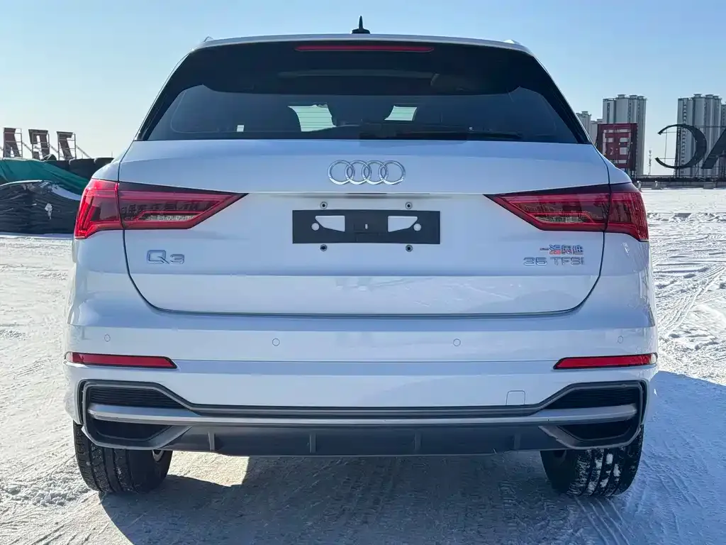 Audi Q3 — фото 2