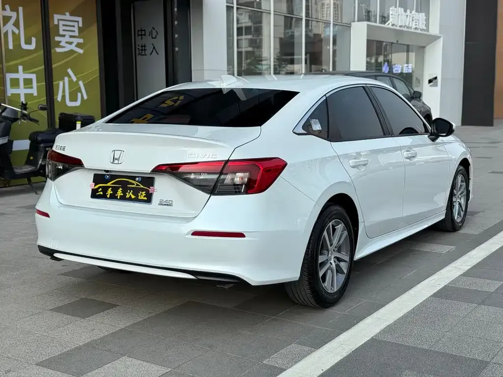 Honda Civic 2024 из CN, фото 4