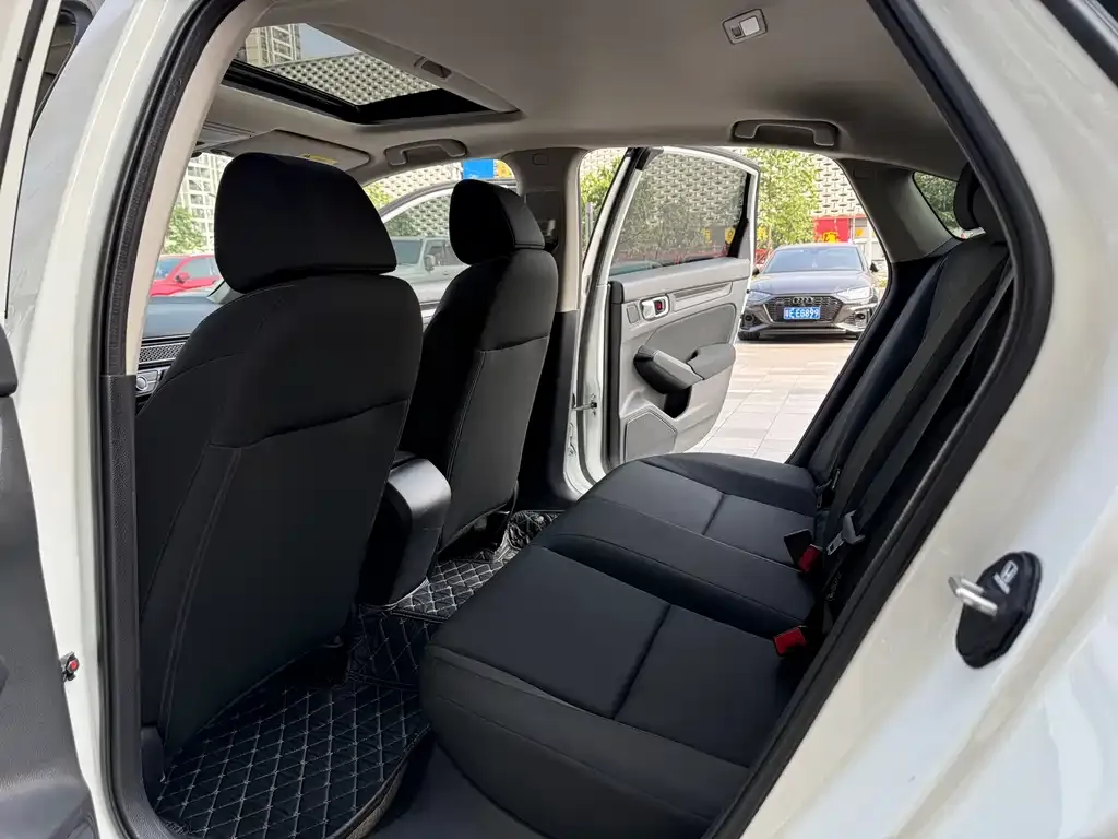 Honda Civic 2024 из CN, фото 5
