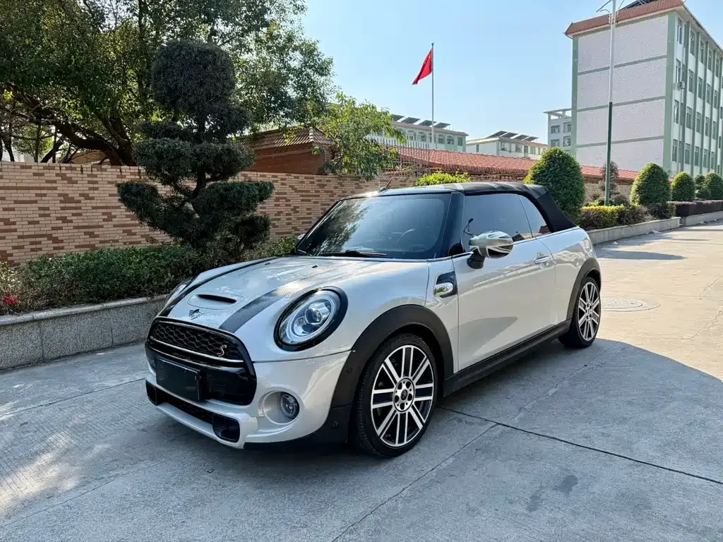 MINI Cooper (3-door) 2021 из CN, фото 1