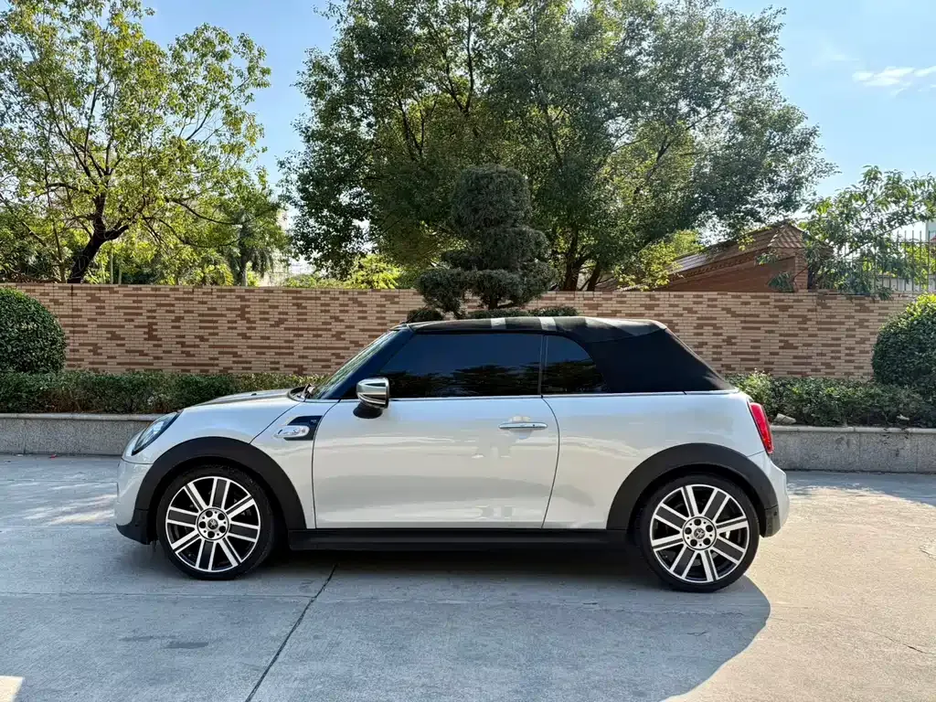 MINI Cooper (3-door) 2021 из CN, фото 3