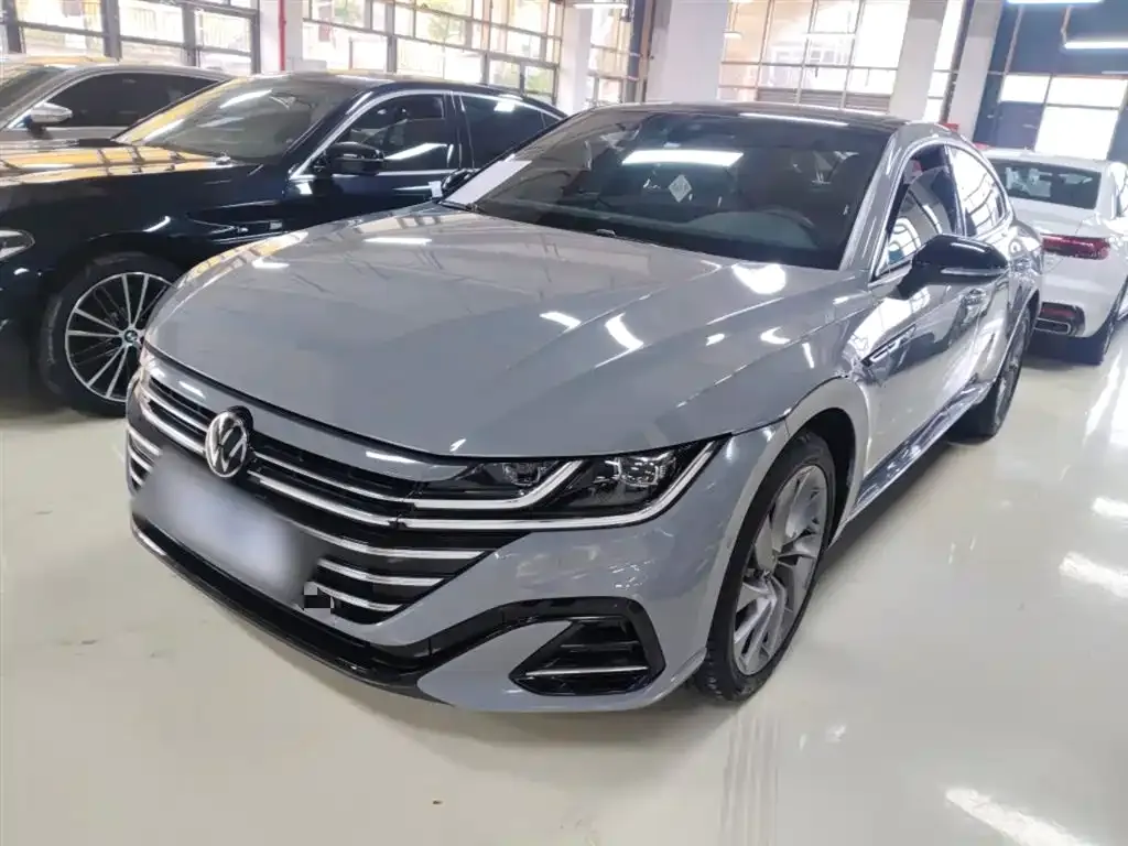 Volkswagen CC 2024 из CN, фото 2