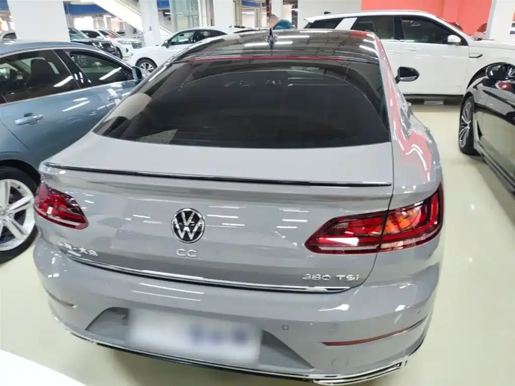 Volkswagen CC 2024 из CN, фото 6