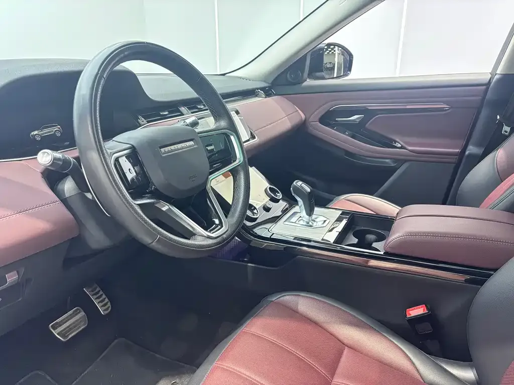 Land Rover Evoque 2023 из CN, фото 3