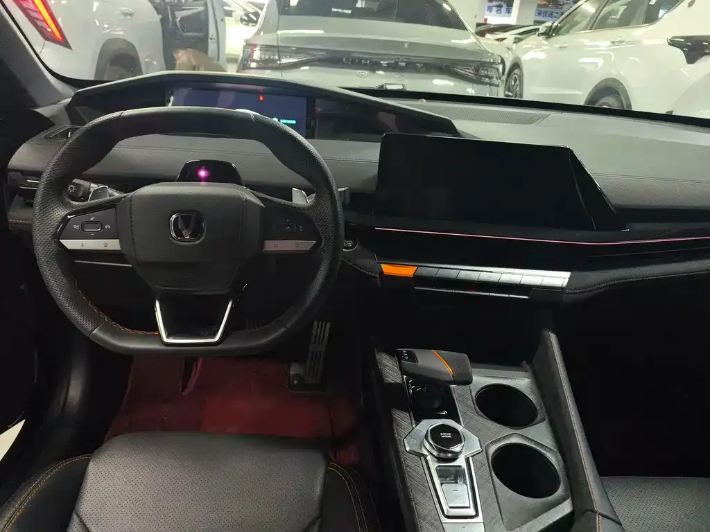 Changan UNI-V 2023 из CN, фото 6