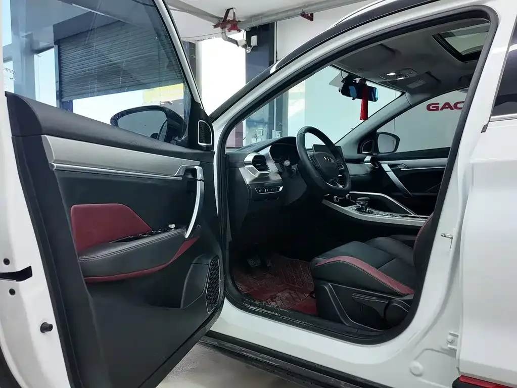 Geely Binyue 2023 из CN, фото 4