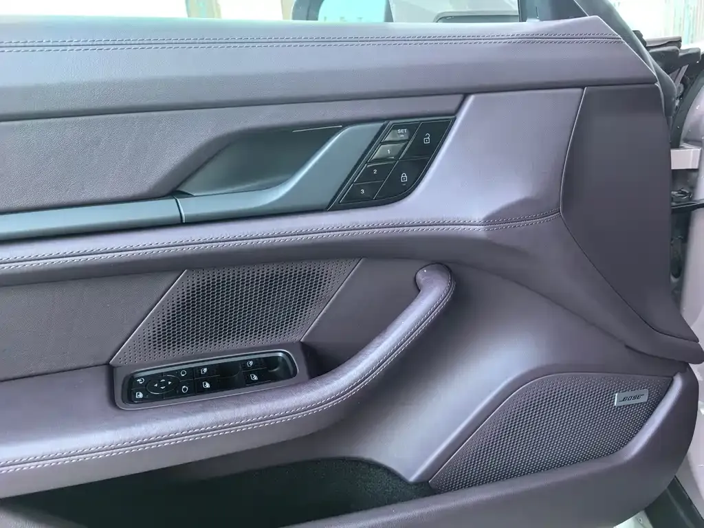 Porsche Taycan 2021 из CN, фото 6