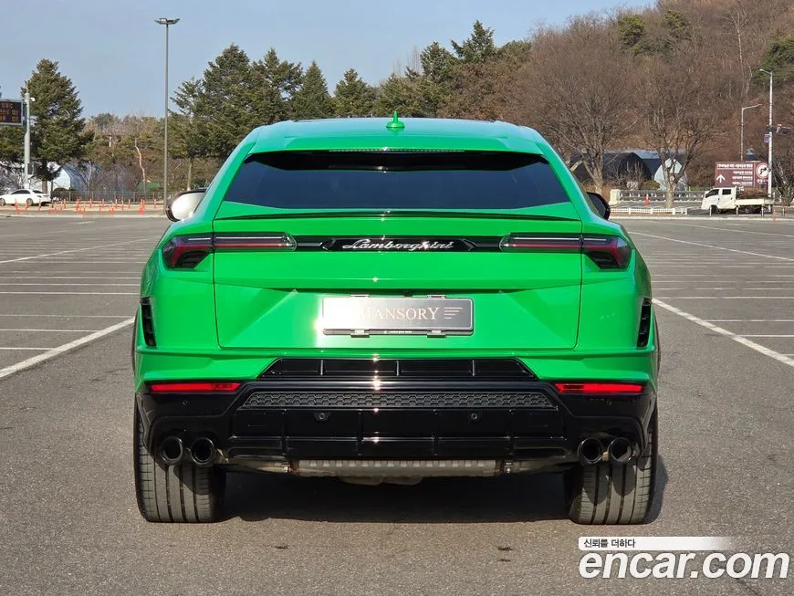 Lamborghini Urus 2023 из KR, фото 2