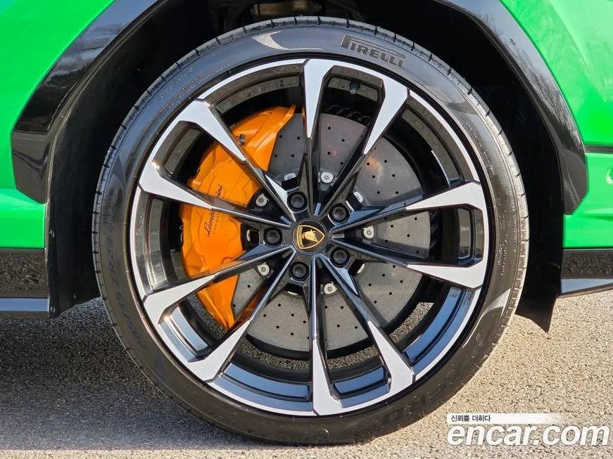 Lamborghini Urus 2023 из KR, фото 10