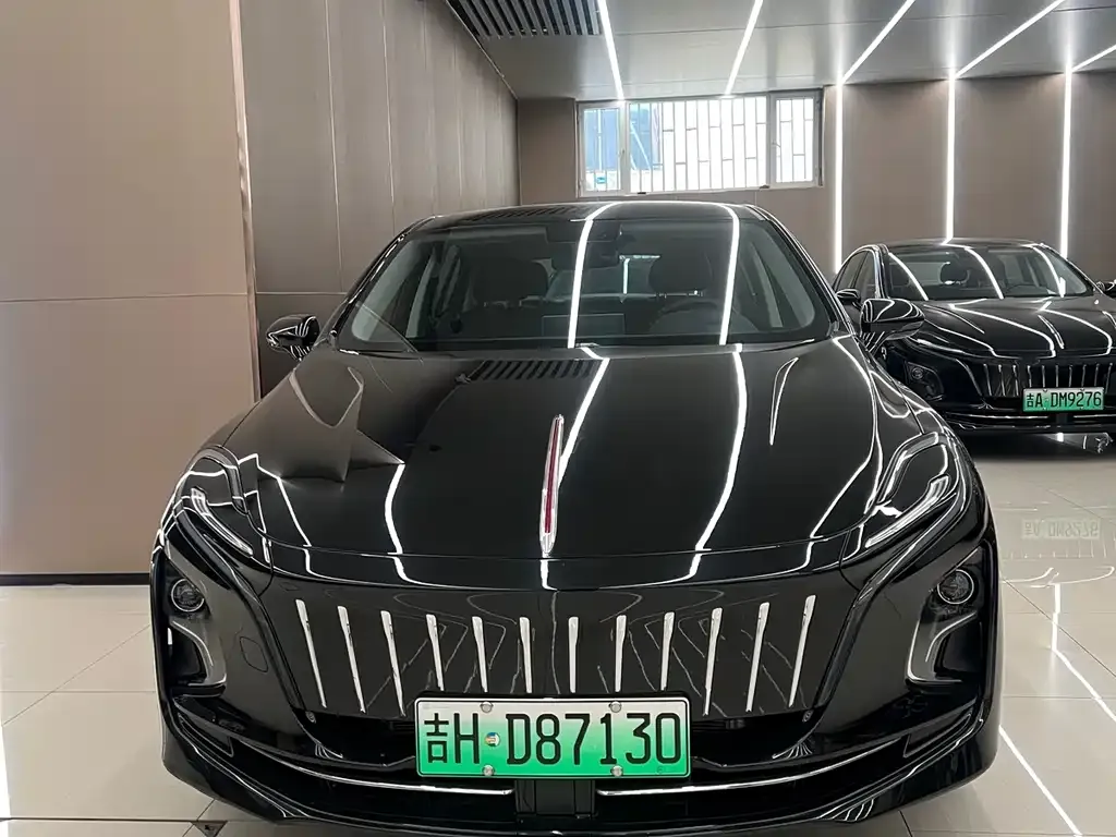 Hongqi E-QM5 2024 из CN, фото 8