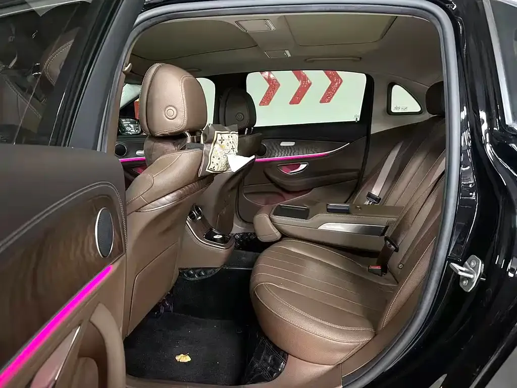 Mercedes-Benz E-Class 2023 из CN, фото 3