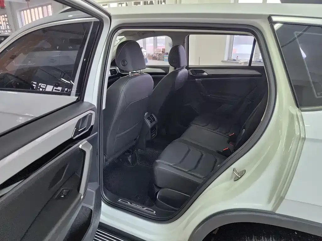Volkswagen Tayron 2021 из CN, фото 6