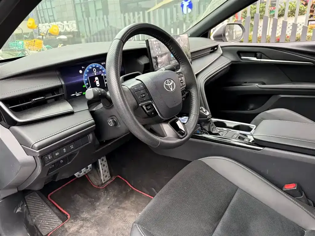 Toyota Camry 2024 из CN, фото 7