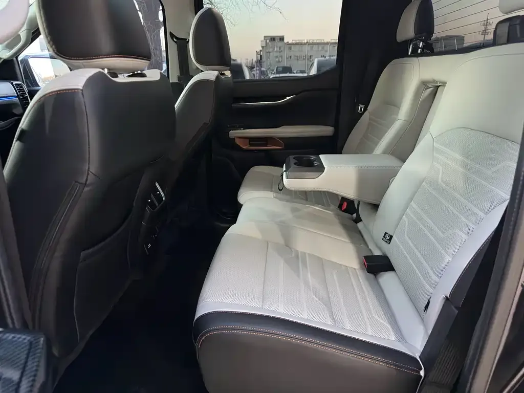 Ford Ranger 2024 из CN, фото 3