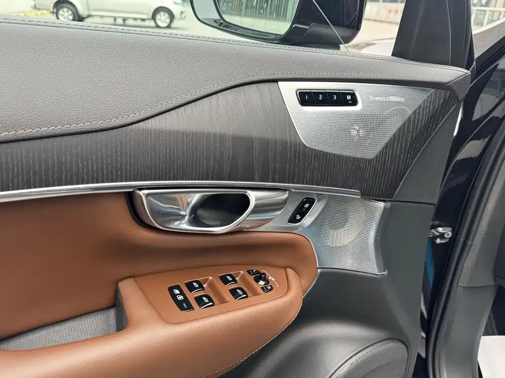 Volvo XC90 2021 из CN, фото 8