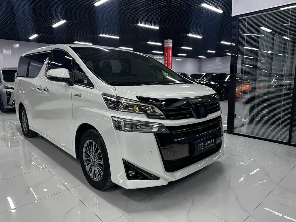 Toyota Vellfire 2023 из CN, фото 10