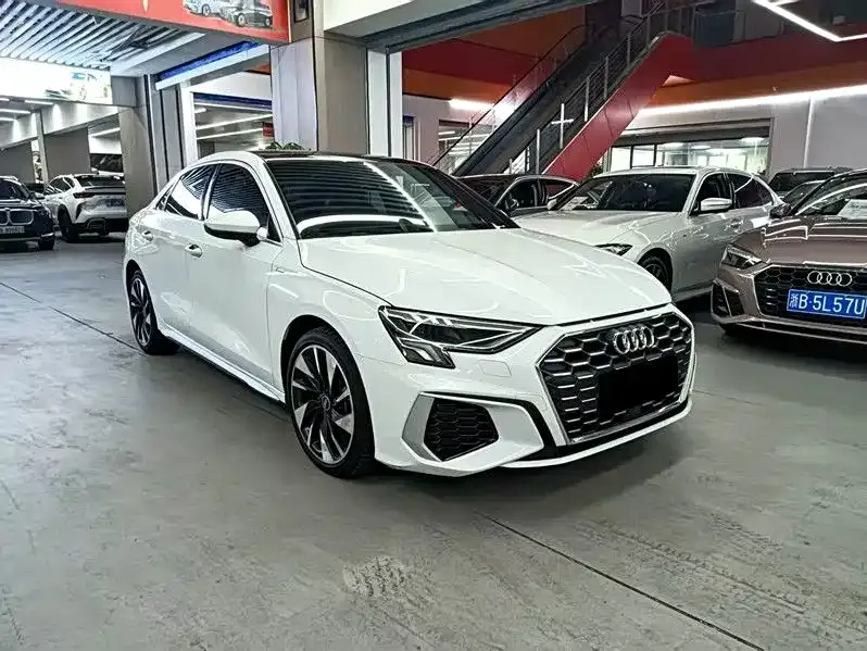 Audi A3 2022 из CN, фото 8