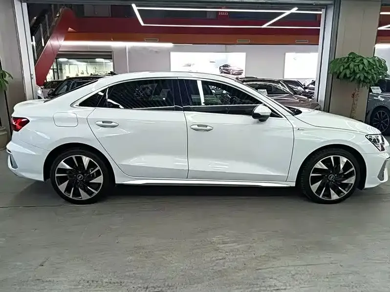 Audi A3 2022 из CN, фото 4