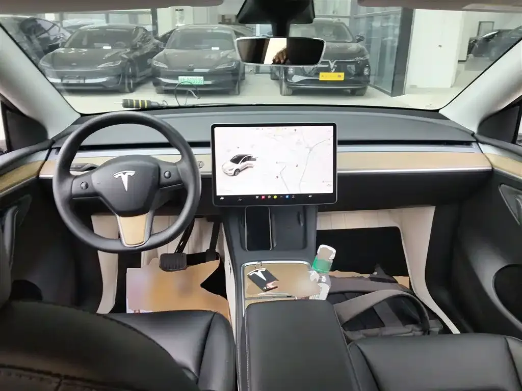 Tesla Model Y 2023 из CN, фото 4