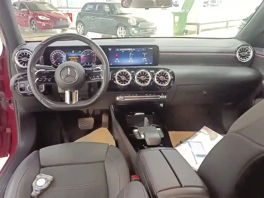 Mercedes-Benz A-Class 2023 из CN, фото 10