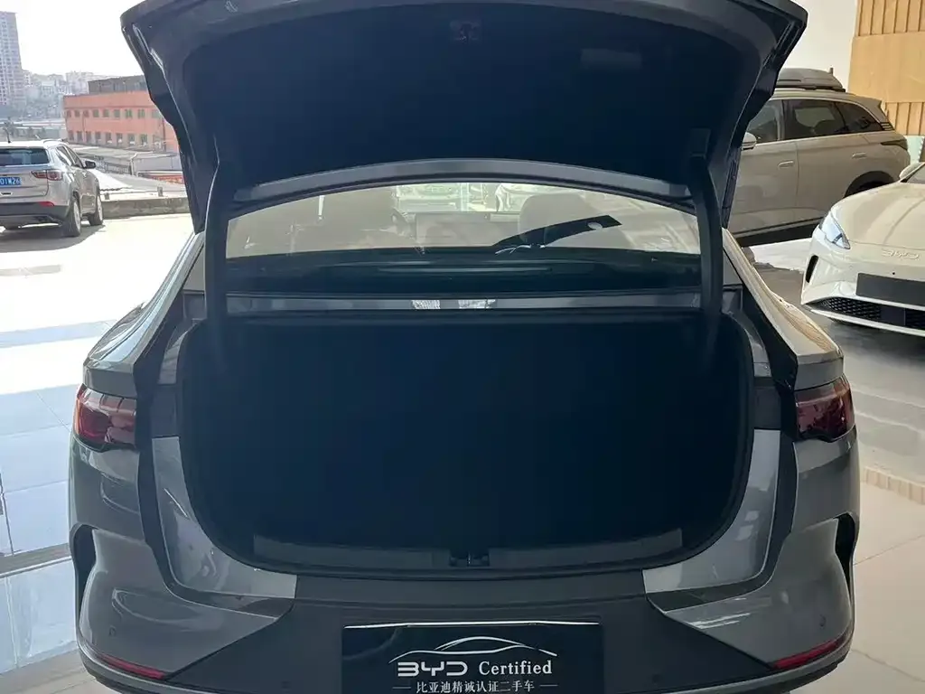 BYD Qin L 2025 из CN, фото 2