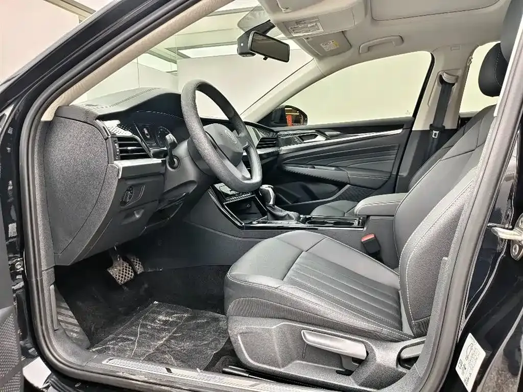 Volkswagen Passat New Energy 2022 из CN, фото 3