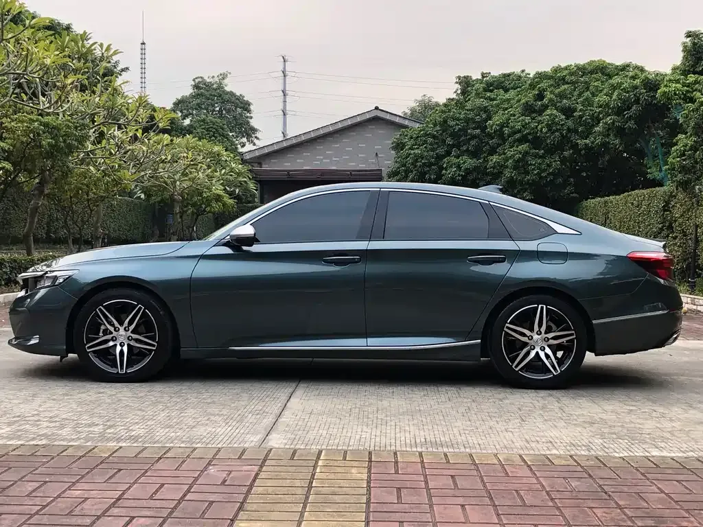 Honda Inspire 2023 из CN, фото 4