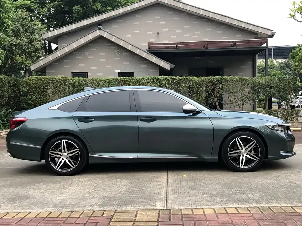Honda Inspire 2023 из CN, фото 6