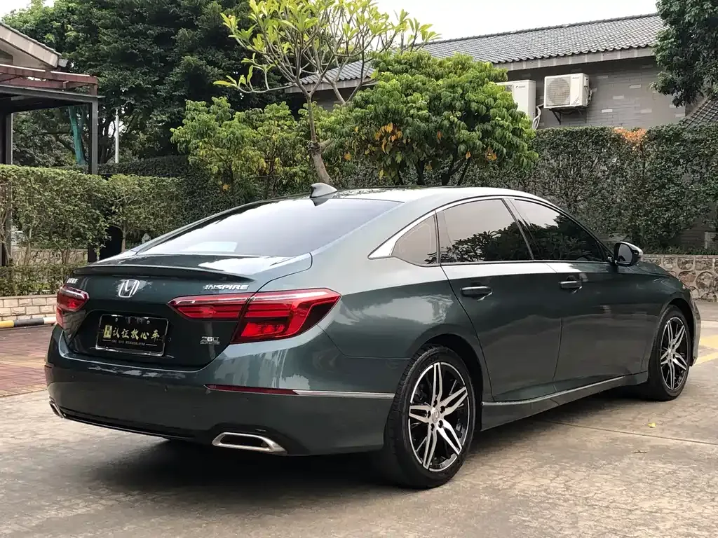 Honda Inspire 2023 из CN, фото 8