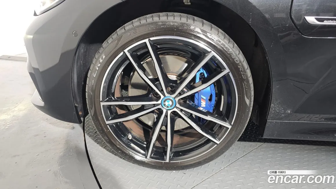 BMW 3-Series 2022 из KR, фото 5