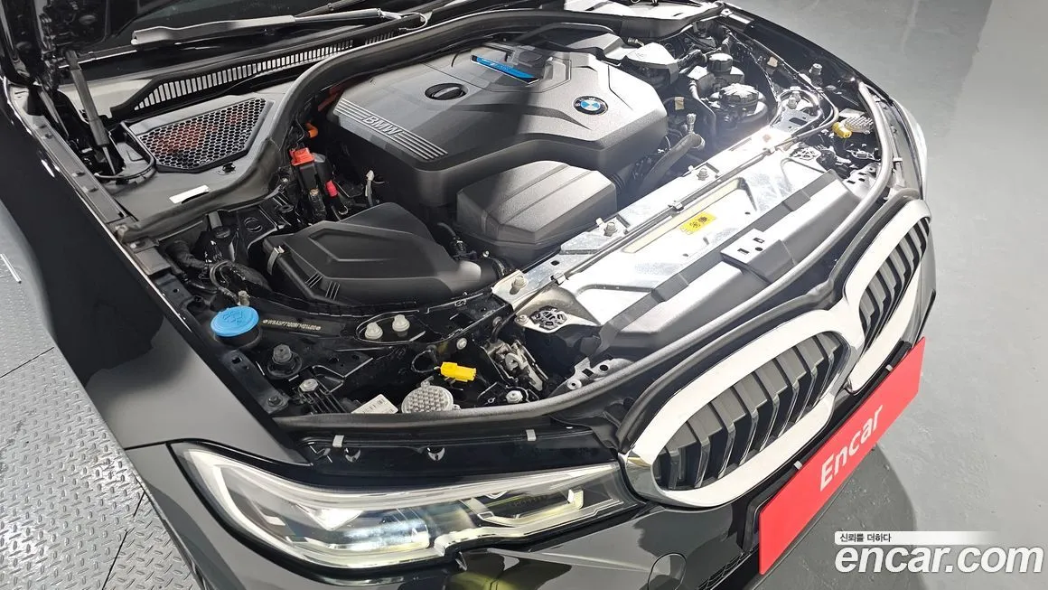 BMW 3-Series 2022 из KR, фото 10