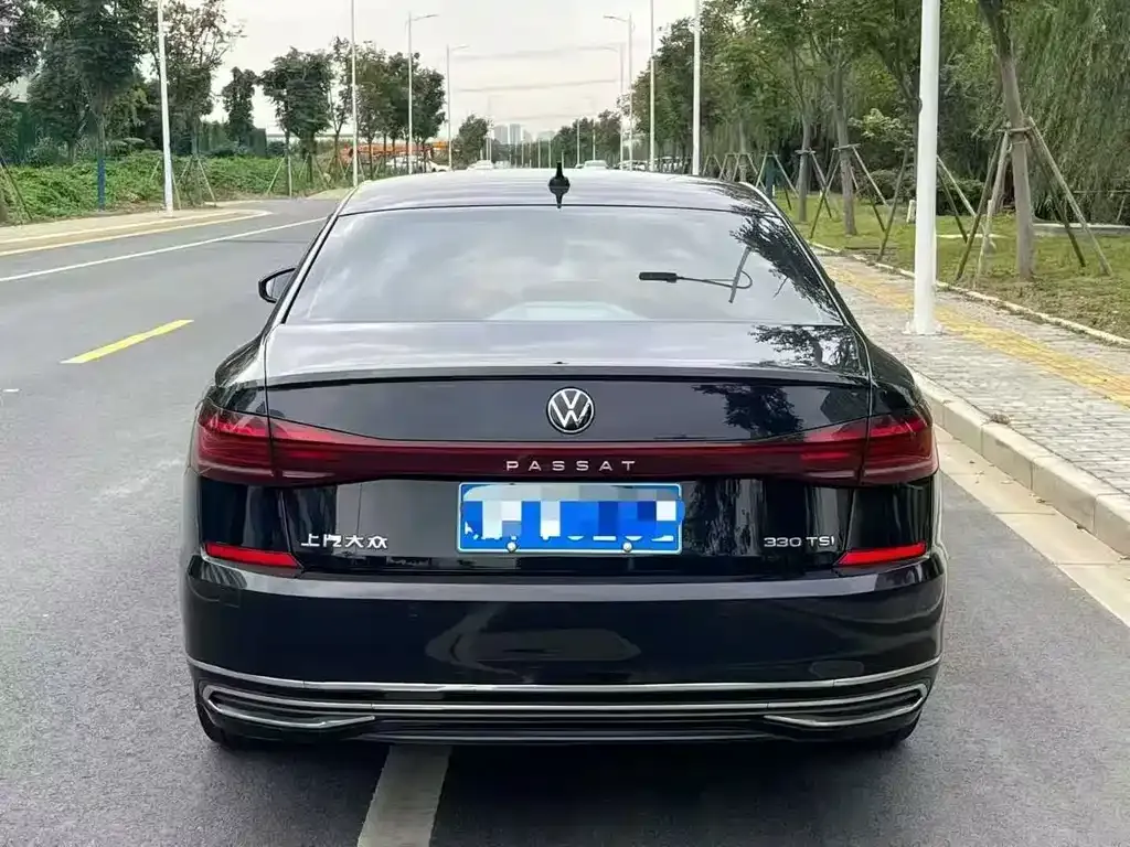 Volkswagen Passat 2022 из CN, фото 9