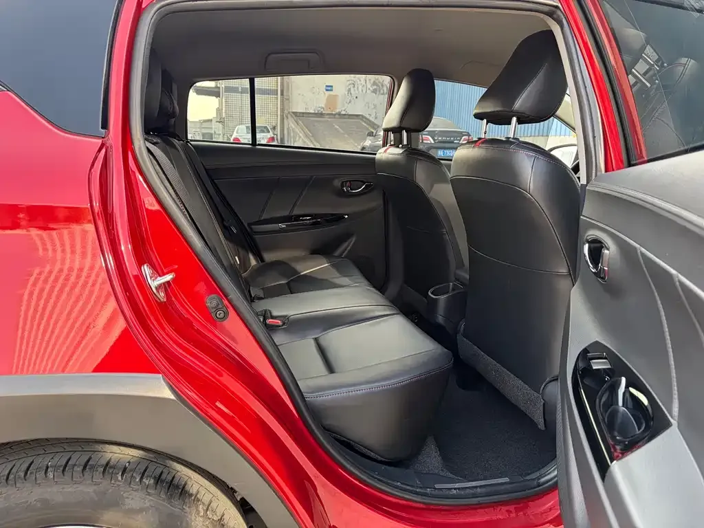 Toyota Yaris L 2022 из CN, фото 10