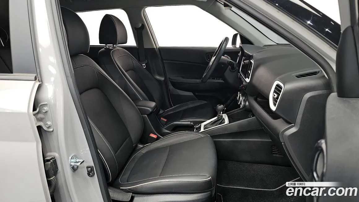 Hyundai Venue 2023 из KR, фото 4