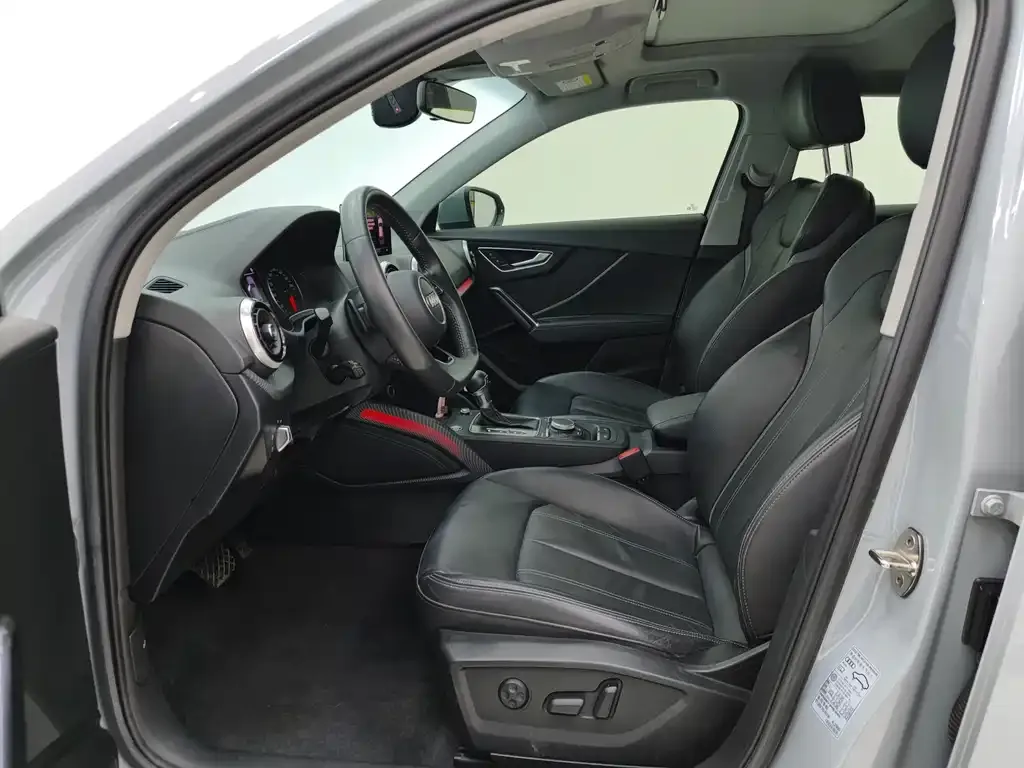 Audi Q2L 2022 из CN, фото 7