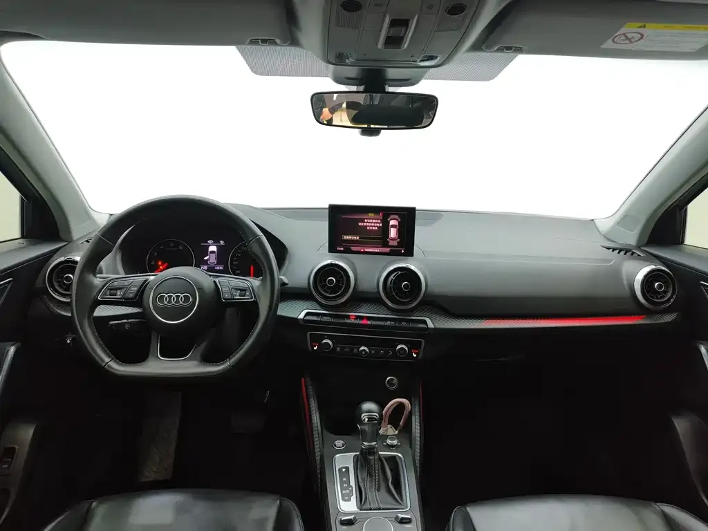 Audi Q2L 2022 из CN, фото 5
