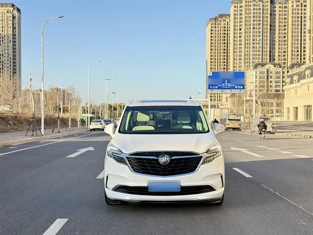 Buick GL8 2021 из CN, фото 3