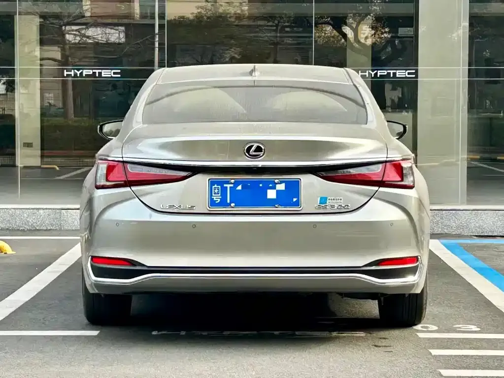 Lexus ES 2021 из CN, фото 3