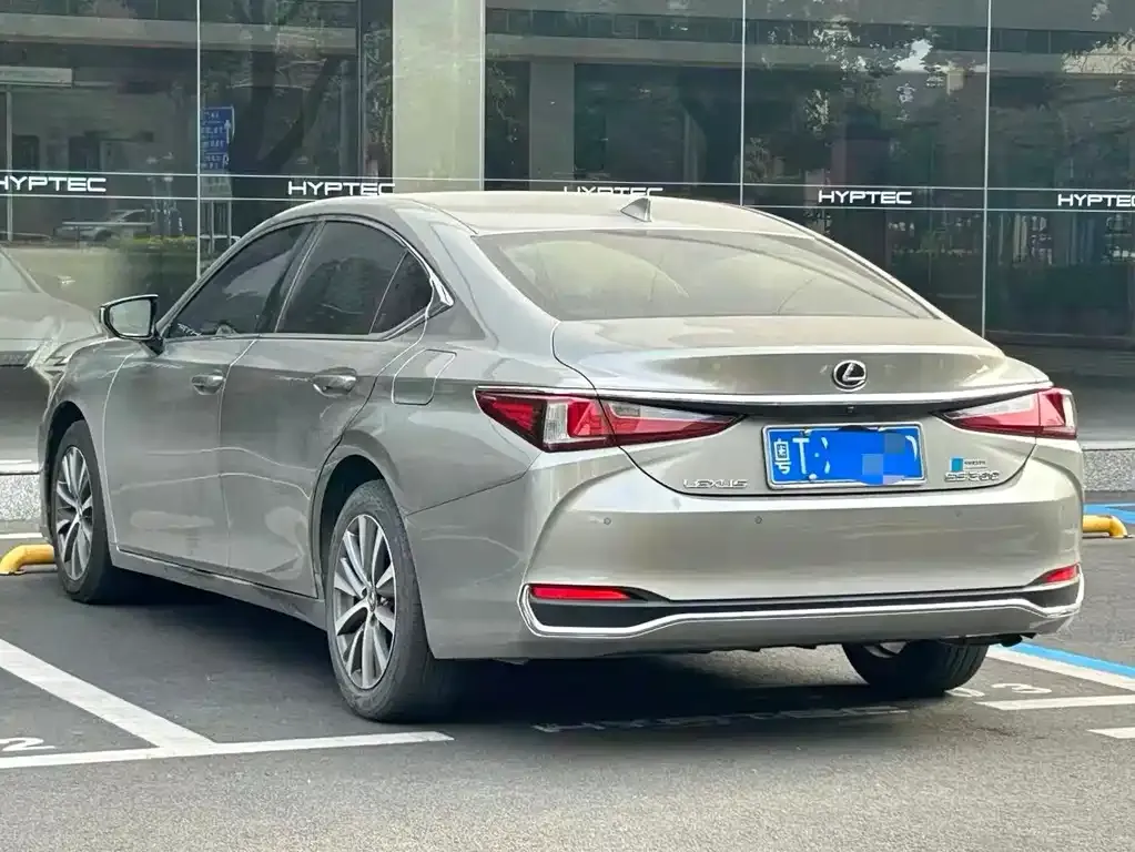 Lexus ES 2021 из CN, фото 6