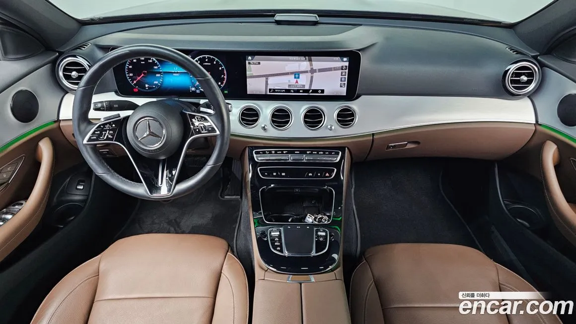 Mercedes-Benz E-Class — фото 5