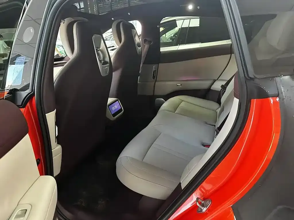 Xiaomi YU7 2025 из CN, фото 4