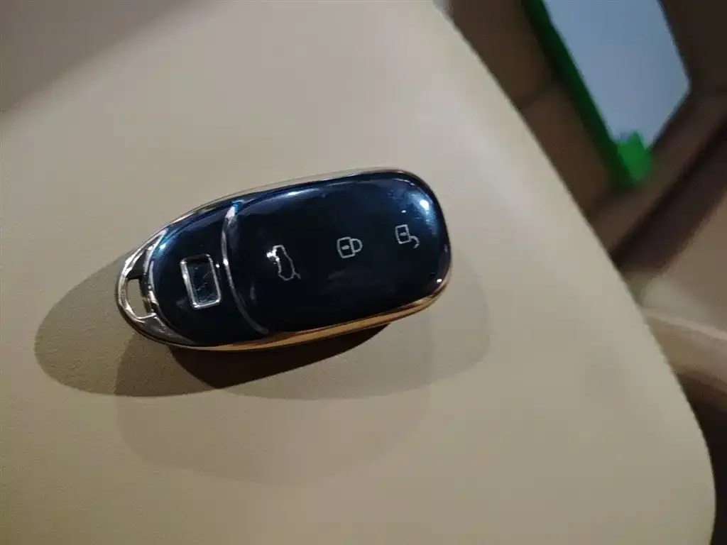 Li Auto ONE 2021 из CN, фото 2