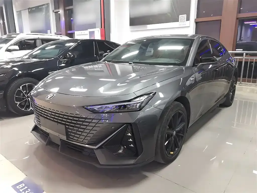 Changan UNI-V iDD 2023 из CN, фото 1