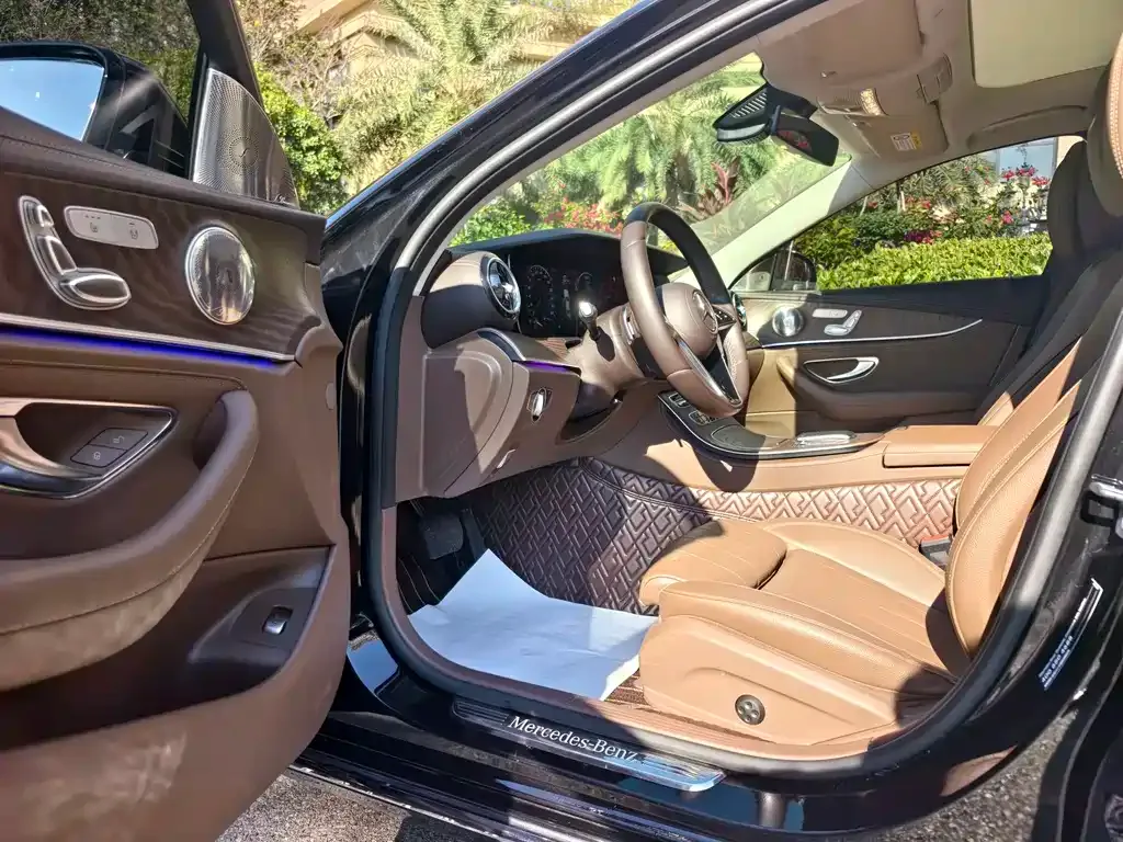 Mercedes-Benz E-Class 2022 из CN, фото 5