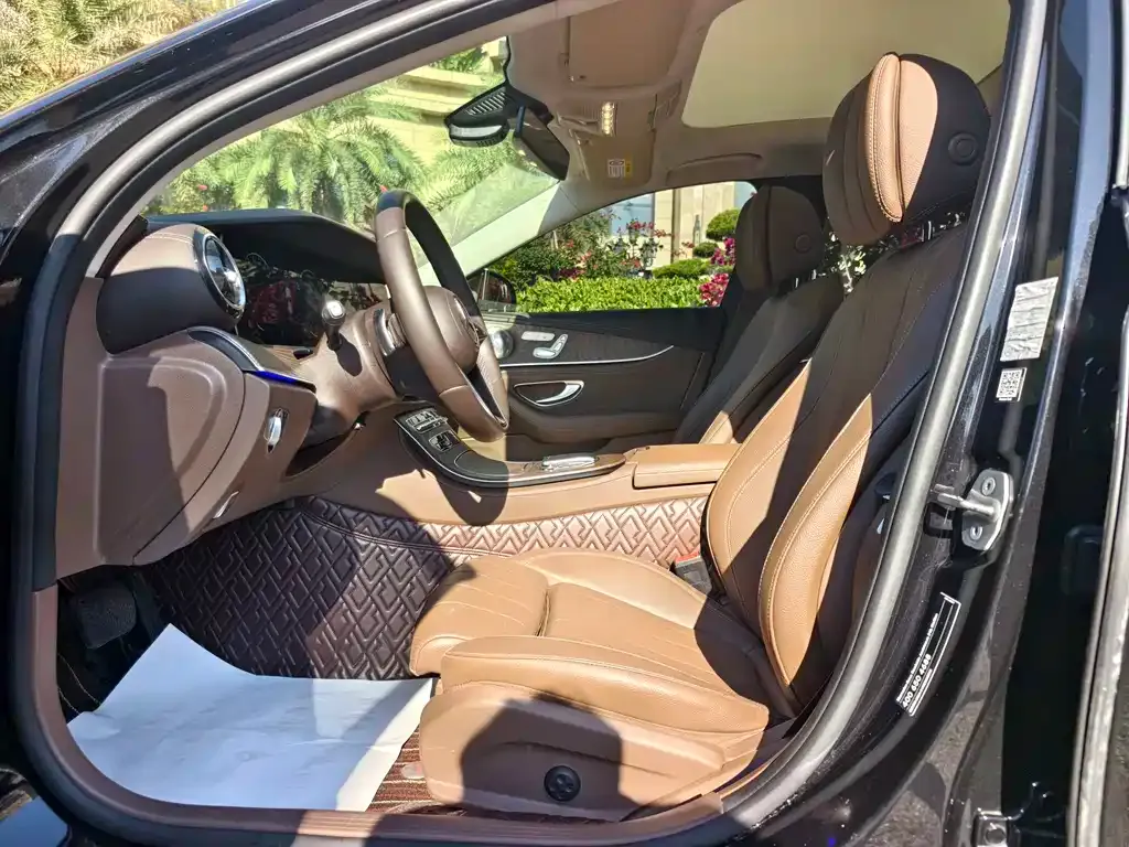 Mercedes-Benz E-Class 2022 из CN, фото 6