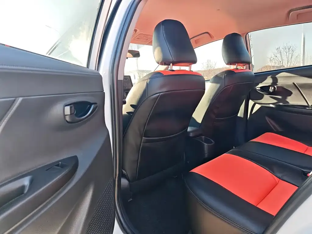 Toyota Yaris L 2021 из CN, фото 8
